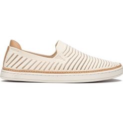 UGG Sammy Breeze Slip On Buty Beżowy. Brązowe trampki i tenisówki damskie Ugg, bez wzorów, z materiału, bez zapięcia. Za 438,95 zł.