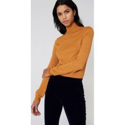 Golfy damskie: NA-KD Brokatowy sweter z golfem – Orange