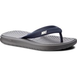 Japonki NIKE - Solay Thong 882690 001 Dark Grey/White/Midnight Navy. Niebieskie klapki męskie Nike, bez wzorów, z tworzywa sztucznego. Za 109,00 zł.