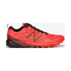 New Balance Tenisówki Czerwony Pomarańczowy. Czerwone buty sportowe męskie New Balance, bez wzorów, z materiału, bez zapięcia. Za 567,95 zł.