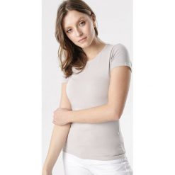 Szary T-shirt Echolaira. Szare t-shirty damskie Born2be, s, bez wzorów, z okrągłym kołnierzem, z krótkim rękawem, krótkie, bez kaptura. Za 34,99 zł.