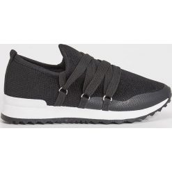 Trampki damskie slip on: Sportowe buty slip on – Czarny