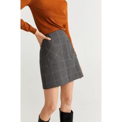 Mango - Spódnica Chick. Szare spódniczki damskie Mango, na co dzień, xs, bez wzorów, z elastanu, casualowe, z podwyższonym stanem, mini, proste. Za 99,90 zł.