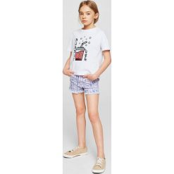 Mango Kids - Szorty dziecięce Seventy 110-164 cm. Szare szorty damskie marki Mango Kids, z aplikacjami, z bawełny, casualowe. W wyprzedaży za 49,90 zł.