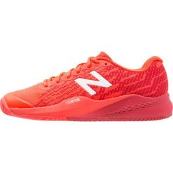 New Balance MCH996 Obuwie do tenisa Outdoor flame. Czerwone buty do tenisa męskie New Balance, z gumy. Za 569,00 zł.