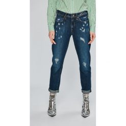 G-Star Raw - Jeansy Midge Saddle. Niebieskie jeansy damskie G-Star RAW. W wyprzedaży za 259,90 zł.