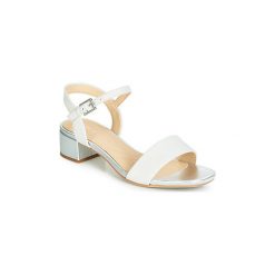 Sandały Clarks ORABELLA IRIS. Niebieskie sandały damskie marki Clarks, bez wzorów, bez obcasa, bez zapięcia. Za 399,00 zł.