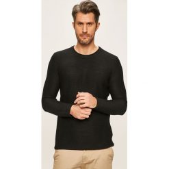 Only & Sons - Sweter 22015145. Swetry męskie Only & Sons, s, bez wzorów, z bawełny, z okrągłym kołnierzem, bez kaptura. W wyprzedaży za 89,90 zł.