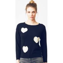 Sweter kaszmirowy w kolorze granatowym. Niebieskie swetry klasyczne damskie marki Ateliers de la Maille, z kaszmiru, z dekoltem w łódkę. W wyprzedaży za 545,95 zł.