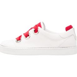 Trampki damskie slip on: Donna Carolina Tenisówki i Trampki sport bianco/rosso