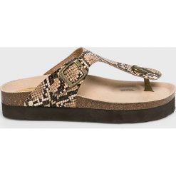 Pepe Jeans - Japonki Oban Snake. Pomarańczowe klapki damskie Pepe Jeans, bez wzorów, z jeansu, bez obcasa, na obcasie. W wyprzedaży za 179,90 zł.