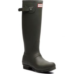 Kalosze HUNTER - Original Tall WFT1000RMA Dark Olive. Zielone kalosze damskie Hunter, bez wzorów, z tworzywa sztucznego. W wyprzedaży za 409,00 zł.