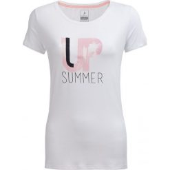 T-shirt damski TSD611 - biały - Outhorn. Białe koszulki damskie Outhorn, z nadrukiem, z elastanu, bez kołnierzyka. W wyprzedaży za 14,99 zł.