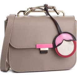 Torebka FURLA - Elisir 920941 B BMV2 FLE Sabbia b. Szare listonoszki damskie Furla, bez wzorów, ze skóry, wizytowe, na ramię, bez dodatków. W wyprzedaży za 1149,00 zł.