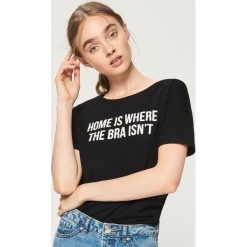 T-shirty damskie: Koszulka z napisem - Czarny