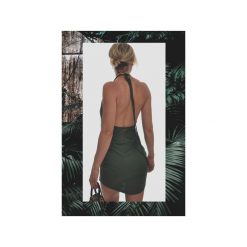 SUKIENKA BASIC DRESS DARK OLIVE. Zielone sukienki damskie Don't need no samurai, na lato, m, bez wzorów, z dzianiny, bez kołnierzyka, bez rękawów, długie, dopasowane. Za 169,00 zł.