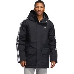 Adidas Originals Kurtka Czarny. Czarne płaszcze męskie adidas Originals, l, bez wzorów, z materiału, bez kaptura. Za 671,95 zł.