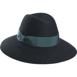 Kapelusz BORSALINO CLAUDETTE. Niebieskie kapelusze damskie Borsalino, klasyczne. W wyprzedaży za 770,00 zł.