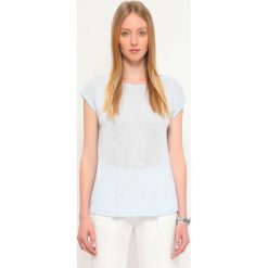 SWETER KRÓTKI RĘKAW DAMSKI LUŹNY. Niebieskie swetry klasyczne damskie marki Top Secret, z dzianiny, biznesowe. W wyprzedaży za 29,99 zł.
