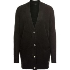 Sweter rozpinany oversize bonprix czarny. Czarne swetry oversize damskie bonprix. Za 74,99 zł.