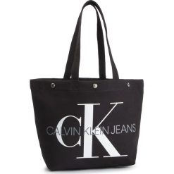 Torebka CALVIN KLEIN JEANS - Canvas Utility Ew Bottom Tote M K60K605310 001. Czarne torebki klasyczne damskie Calvin Klein Jeans, bez wzorów, z jeansu, klasyczne, bez dodatków. W wyprzedaży za 209,00 zł.