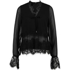 Tigha BRITTA Bluzka black. Czarne bluzki damskie marki Tigha, s, z materiału. Za 419,00 zł.