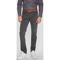 S. Oliver - Jeansy. Szare jeansy męskie marki S.Oliver. W wyprzedaży za 179,90 zł.