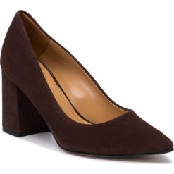 Półbuty SOLO FEMME - 75403-89-K35/000-04-00 Brąz. Pomarańczowe półbuty damskie Solo Femme, bez wzorów, ze skóry, bez obcasa, na obcasie, bez zapięcia. W wyprzedaży za 269,00 zł.
