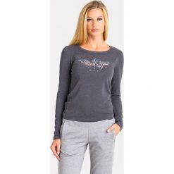 LONGSLEEVE ea7 emporio armani. Szare t-shirty damskie EA7 Emporio Armani, xs, z nadrukiem, z elastanu, z okrągłym kołnierzem. Za 233,40 zł.