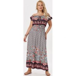 Granatowa Sukienka Nahnia. Niebieskie sukienki damskie Born2be, na lato, xl, bez wzorów, bez kołnierzyka, bez rękawów. W wyprzedaży za 54,99 zł.