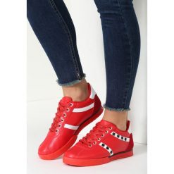 Czerwone Buty Sportowe More Light. Czerwone buty sportowe damskie vices, bez wzorów, sportowe. Za 49,99 zł.