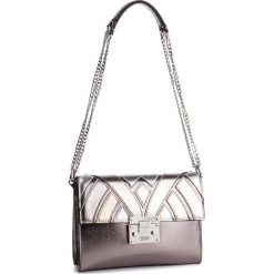 Torebka GUESS - Alba (MY) HWMY71 83210 PEWTER MULTI. Szare torebki klasyczne damskie Guess, z aplikacjami, ze skóry ekologicznej, wizytowe, bez dodatków. Za 649,00 zł.