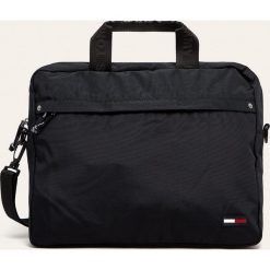 Tommy Jeans - Torba. Czarne torby na laptopa Tommy Jeans, w paski, z poliesteru, casualowe. Za 359,90 zł.
