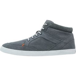 HUB PANAMA Sneakersy wysokie navy/white. Niebieskie sneakersy męskie marki HUB, bez wzorów, z tworzywa sztucznego, bez zapięcia. Za 379,00 zł.