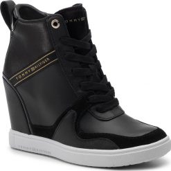 Sneakersy TOMMY HILFIGER - Dressy Sneaker Wedge FW0FW04153 Black 990. Czarne półbuty damskie TOMMY HILFIGER, ze skóry. W wyprzedaży za 449,00 zł.