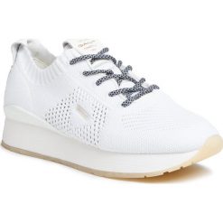 Sneakersy GANT - Bevinda 20538481 White G29. Białe półbuty damskie GANT, bez wzorów, ze skóry, bez obcasa, na płaskiej podeszwie, bez zapięcia. Za 419,00 zł.