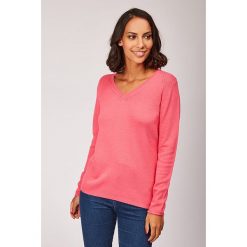 Sweter w kolorze fuksji. Różowe swetry damskie L'étoile du cachemire, bez wzorów, z kaszmiru, klasyczne, bez rękawów, bez kaptura. W wyprzedaży za 109,95 zł.