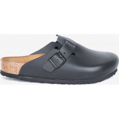 Birkenstock - Klapki Boston. Czarne kapcie męskie Birkenstock, bez wzorów, ze skóry. Za 389,90 zł.