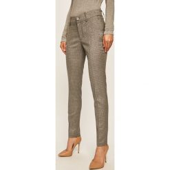 Guess Jeans - Spodnie. Szare spodnie damskie Guess Jeans, s, z haftami, z poliesteru. Za 469,90 zł.
