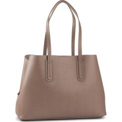 Torebka COCCINELLE - EC6 Dione Saffiano E1 EC6 11 02 01 Taupe N75. Pomarańczowe torebki klasyczne damskie Coccinelle, z aplikacjami, ze skóry, klasyczne, zdobione, bez dodatków. Za 1399,00 zł.