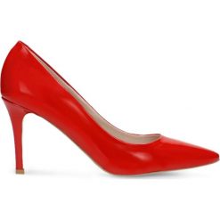 Czółenka FIORITA. Czerwone czółenka peep toe marki Gino Rossi, z szyfonu, na obcasie. Za 199,90 zł.