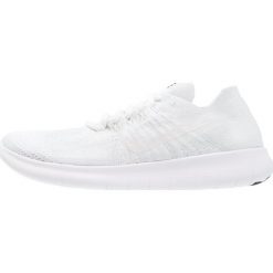 Nike Performance FREE RUN FLYKNIT 2 Obuwie do biegania neutralne white/pure platinum/black. Białe buty do biegania damskie Nike Performance, z materiału. Za 549,00 zł.