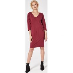 Sukienka dresowa trapezowa bordowa - xl. Czerwone sukienki damskie e-margeritka.pl, na co dzień, xl, bez wzorów, z bawełny, bez kołnierzyka, z długim rękawem, długie, maxi, proste. Za 138,99 zł.