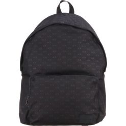 Armani Exchange Plecak Czarny. Czarne plecaki męskie Armani Exchange, w paski, z poliesteru. Za 612,95 zł.