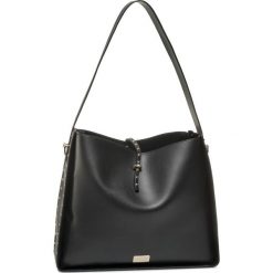 Torebka Trussardi Jeans Dafne Hobo 75B00862. Czarne torebki klasyczne damskie Trussardi Jeans, bez wzorów, z jeansu, na ramię, bez dodatków. W wyprzedaży za 359,00 zł.