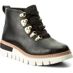 Botki CATERPILLAR - Imprint P309956 Black. Czarne buty zimowe damskie marki Caterpillar, z materiału, na obcasie. W wyprzedaży za 319,00 zł.