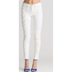 JEANSY DIEESEL SUPER SLIM FIT. Białe jeansy damskie Diesel. Za 452,50 zł.