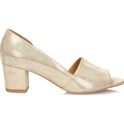 Czółenka: Złote czółenka peep toe