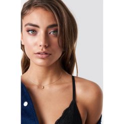Pamela x NA-KD Naszyjnik Moon - Gold. Różowe naszyjniki damskie Pamela x NA-KD. Za 40,95 zł.