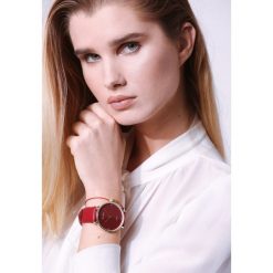 Czerwony Zegarek More Desirable. Czerwone zegarki damskie marki Born2be. Za 39,99 zł.